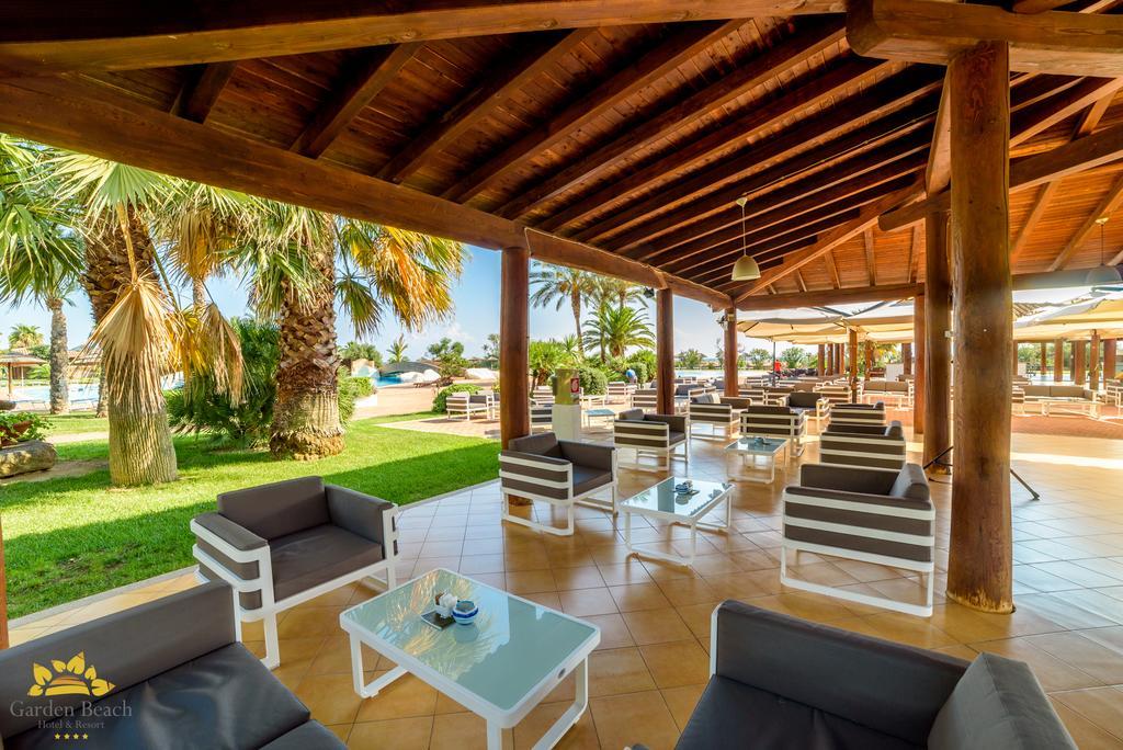 Hotel Garden Beach Castiadas Exterior photo